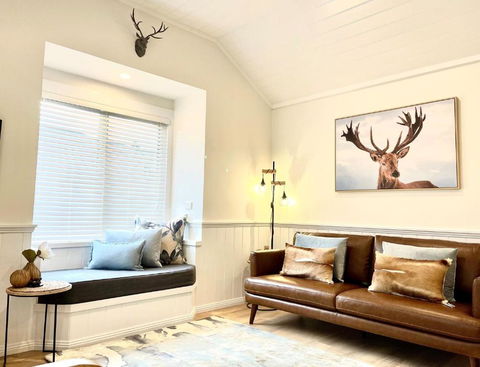 Autumn Beauty - Alpine Cottage 5 - Accommodation Bookings 3