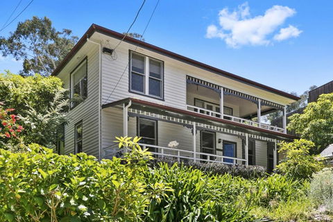 Avirgonia - Accommodation Bookings 0