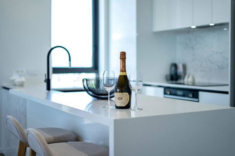 Awesome 2BR2B Mesmerizing OceanViews! - Accommodation Bookings 4