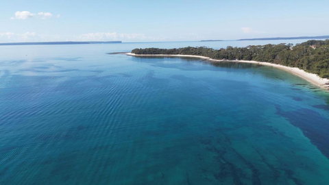 AXL Orion Beach Home: Beach Front - Accommodation Bookings 4