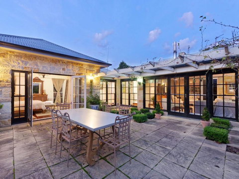 Aylmerton House And Cottage For 14 Southern Highlands - Accommodation Bookings 2