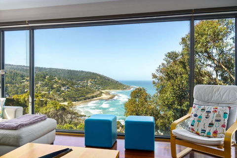 Azure - Accommodation Bookings 2