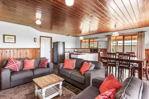Apollo Bay Cottages- Hopetoun - Accommodation Bookings 1