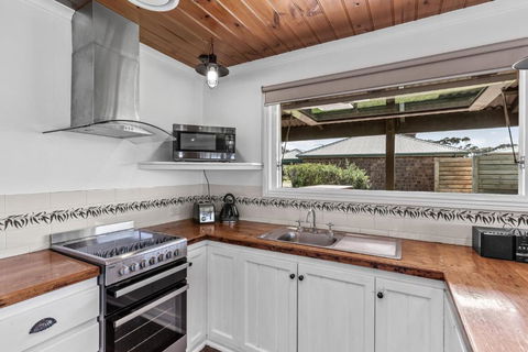 Apollo Bay Cottages- Marriners - Accommodation Bookings 2