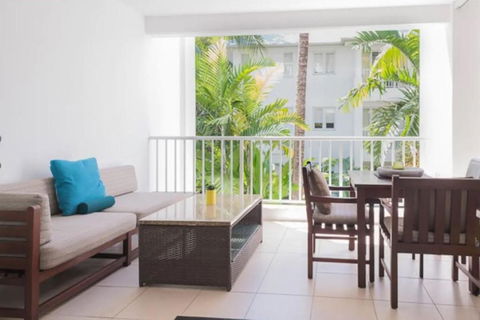 Azure Harmony - A Breezy Hideaway At The Beach Club - Accommodation Bookings 1