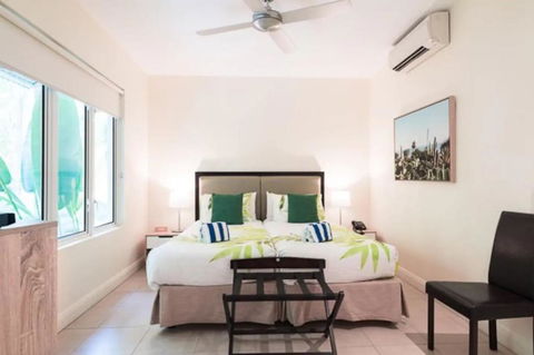 Azure Harmony - A Breezy Hideaway At The Beach Club - Accommodation Bookings 2
