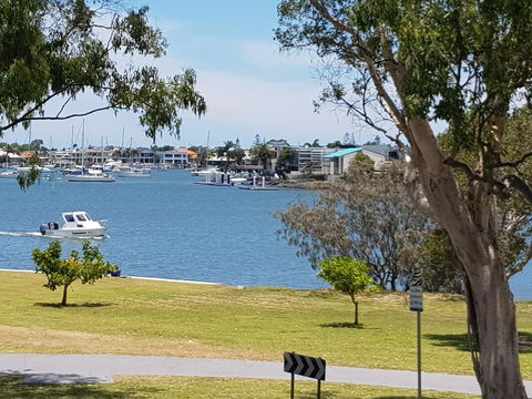 Excellsior Apartments - Accommodation Bookings 3