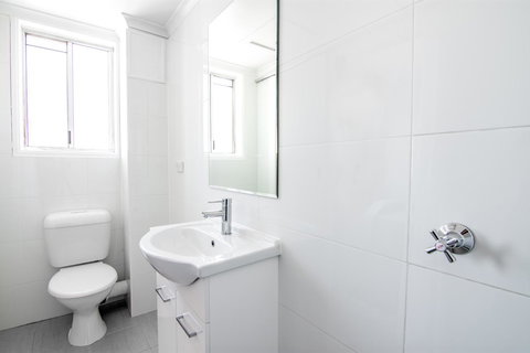 Burleigh Gold Coast Motel - Accommodation Bookings 13