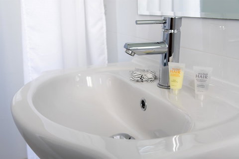 Burleigh Gold Coast Motel - Accommodation Bookings 15