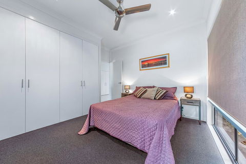 Viewpoint Holiday Home - Cannonvale - Accommodation Bookings 11