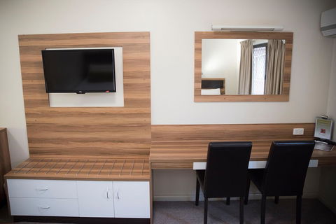 Charleville Motel - Accommodation Bookings 10
