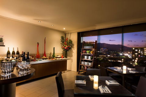 Hilton Cairns - Accommodation Bookings 35