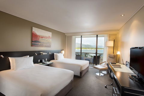 Hilton Cairns - Accommodation Bookings 1