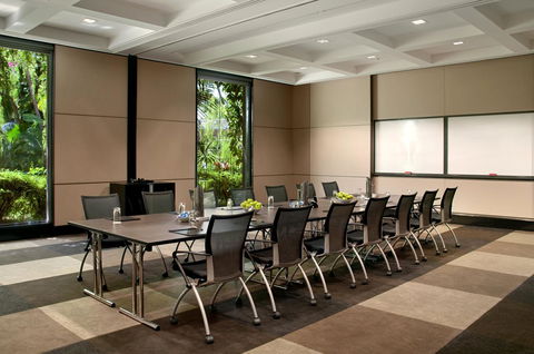 Hilton Cairns - Accommodation Bookings 37