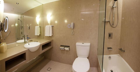 Hilton Cairns - Accommodation Bookings 28
