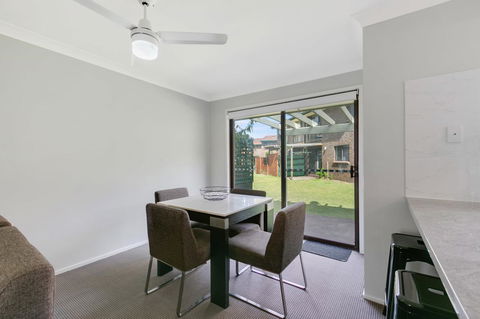 Fountain View Estate - We Accommodate - Accommodation Bookings 16