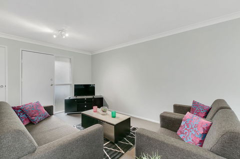 Fountain View Estate - We Accommodate - Accommodation Bookings 18