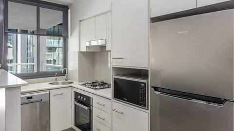 Apartments @ 212 Margaret - Accommodation Bookings 9