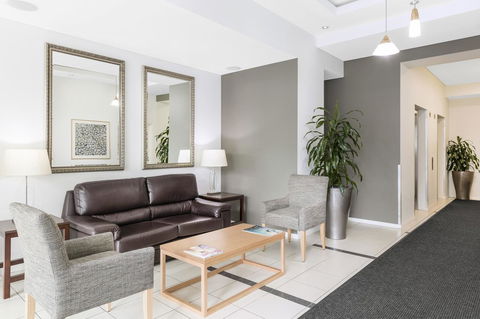 Apartments @ 212 Margaret - Accommodation Bookings 13