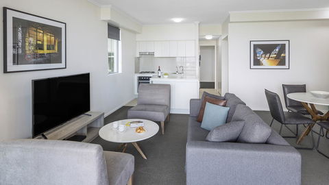 Apartments @ 212 Margaret - Accommodation Bookings 2