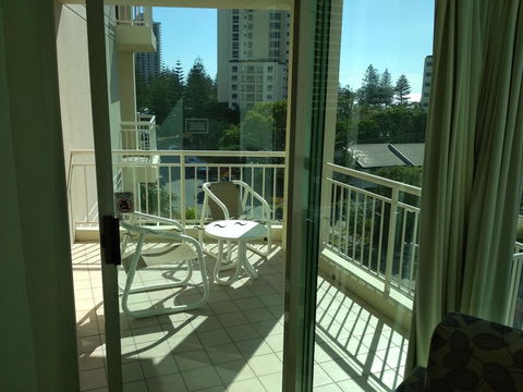 Maldives Resort Main Beach, Gold Coast - Accommodation Bookings 37