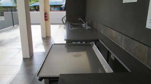 Edge Apartments Cairns - Accommodation Bookings 13
