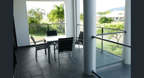 Hinchinbrook Holiday Apartments - Accommodation Bookings 36