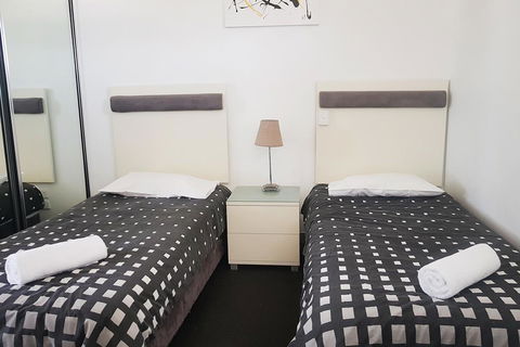 Hinchinbrook Holiday Apartments - Accommodation Bookings 12