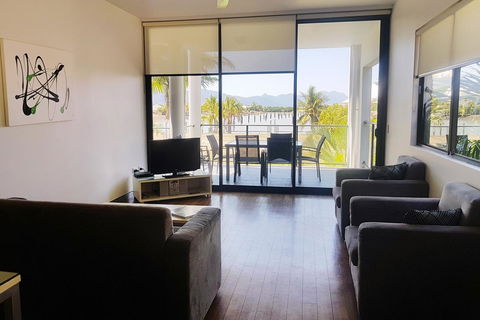 Hinchinbrook Holiday Apartments - Accommodation Bookings 4