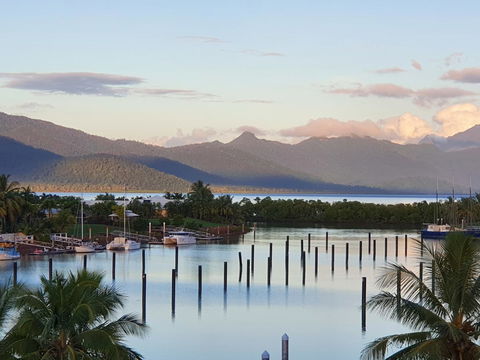 Hinchinbrook Holiday Apartments - Accommodation Bookings 3