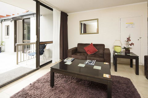 Burleigh Palms Holiday Apartments - Accommodation Bookings 33