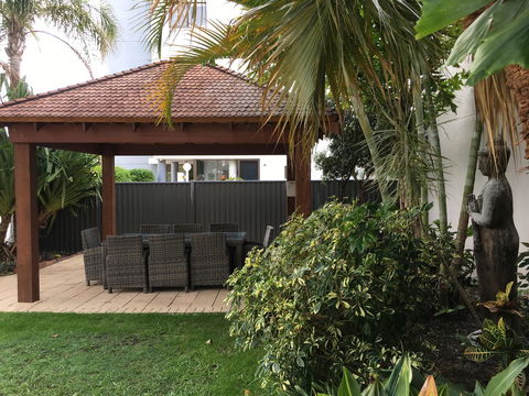 Burleigh Palms Holiday Apartments - Accommodation Bookings 22