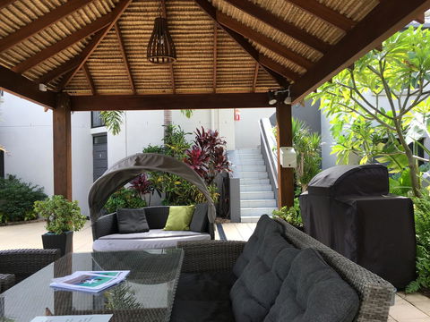 Burleigh Palms Holiday Apartments - Accommodation Bookings 4