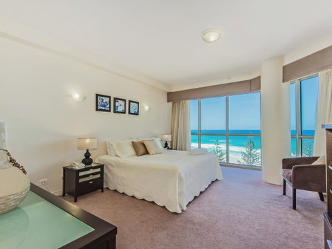 Oceana On Broadbeach - Accommodation Bookings 4