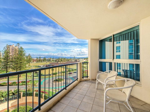 Oceana On Broadbeach - Accommodation Bookings 12