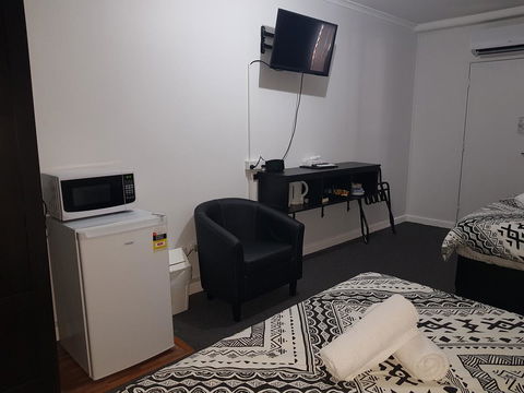 The Q Motel Rockhampton - Accommodation Bookings 21