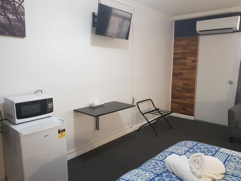 The Q Motel Rockhampton - Accommodation Bookings 27
