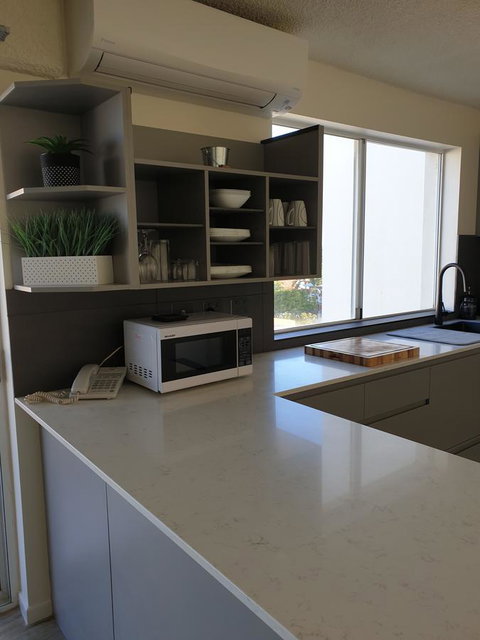 Bayview Harbourview Apartments - Accommodation Bookings 10