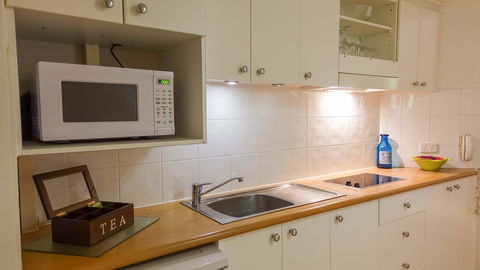 Martinique On Macrossan - Accommodation Bookings 5