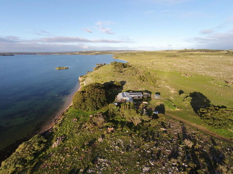 Ratcliff Cottage - Accommodation Bookings 0