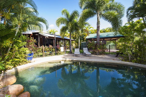 Magnetic Cottage - Accommodation Bookings 3