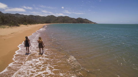 Roamer Magnetic Island Koala Park - Formerly Selina Magnetic Island - Accommodation Bookings 11