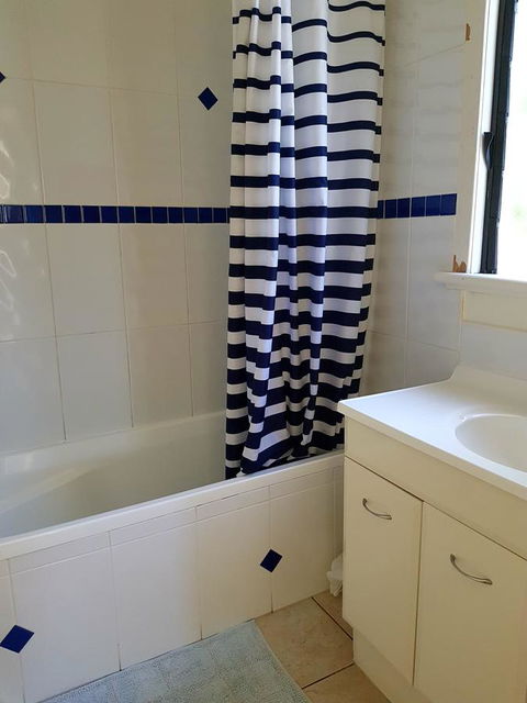 Arcadia Beach Guest House And Car Hire - Accommodation Bookings 12