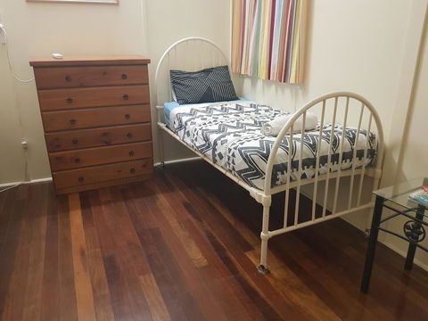 Arcadia Beach Guest House And Car Hire - Accommodation Bookings 9