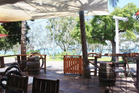 Arcadia Beach Guest House And Car Hire - Accommodation Bookings 2