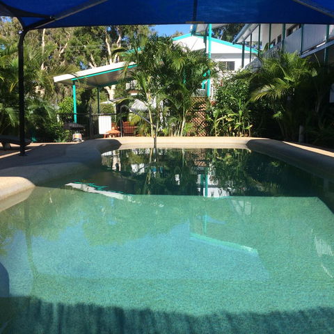 Tropical Palms Resort & 4WD Hire - Accommodation Bookings 17