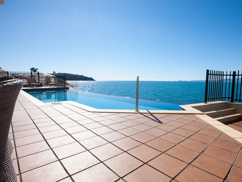 Grand Mercure Apartments Magnetic Island - Accommodation Bookings 3