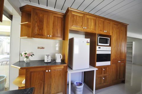 Ocean Wave - Accommodation Bookings 4