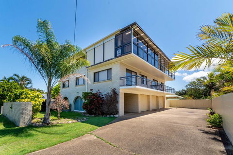 Spacious Unit Overlooking Moreton Bay - Boyd St, Woorim - Accommodation Bookings 6