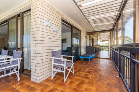 Spacious Unit Overlooking Moreton Bay - Boyd St, Woorim - Accommodation Bookings 12